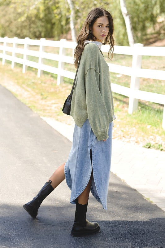 Loose Fit Curved Hem Side Slit Denim Midi Skirt