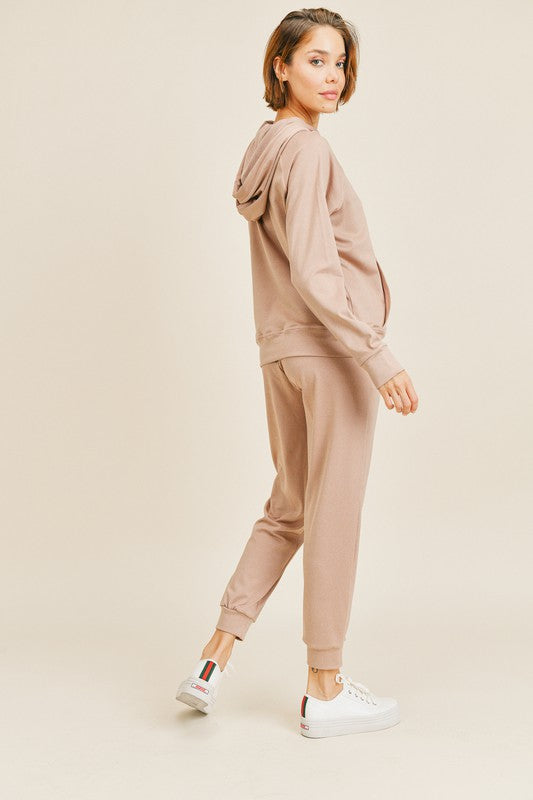 Essential Fleece-Lined Pullover & Jogger Set