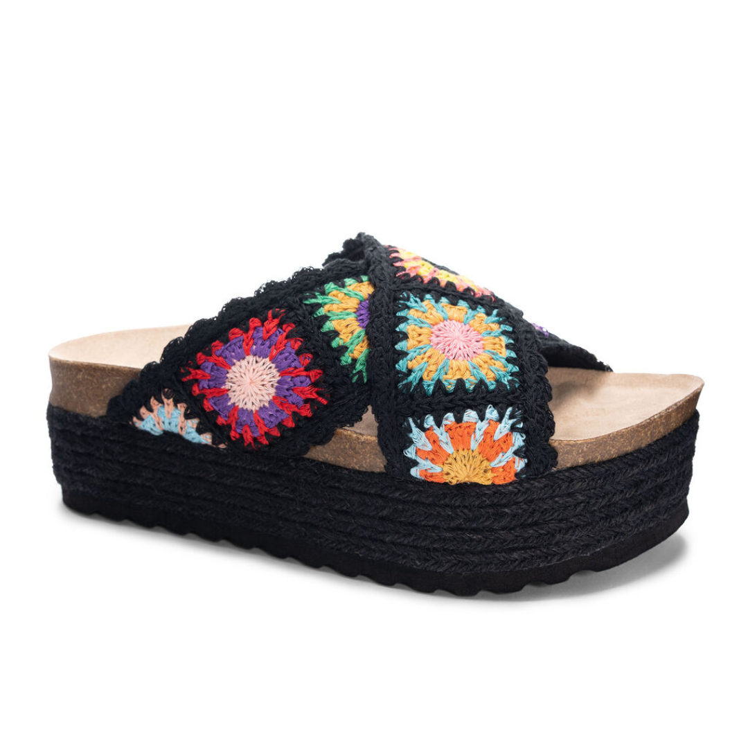 Chinese Laundry Plays Black Crochet Knit Espadrille Platform
