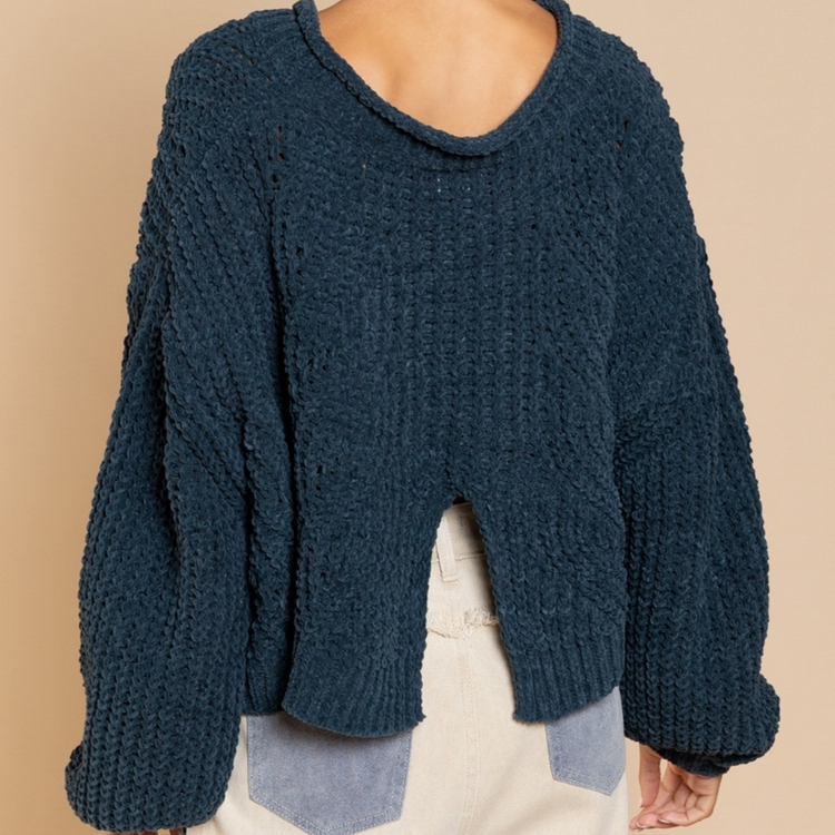 V-neck Back-Slit High-Low sweater with Balloon Sleeves