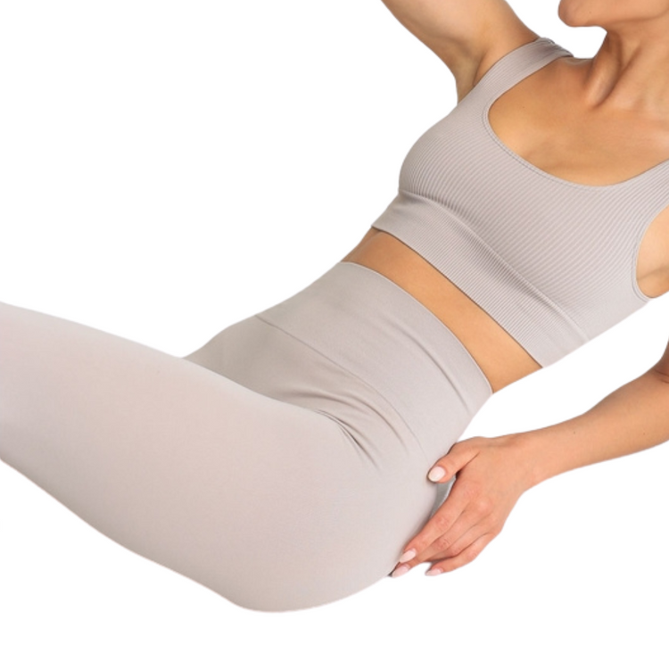 100% Made in Italy Classic Straight High-Waisted Dusty Nude Leggings