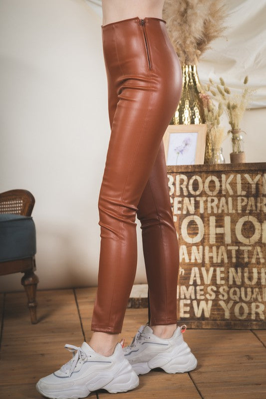 Faux leather leggings Amber | taupe... | Knit-ted | Little Soho