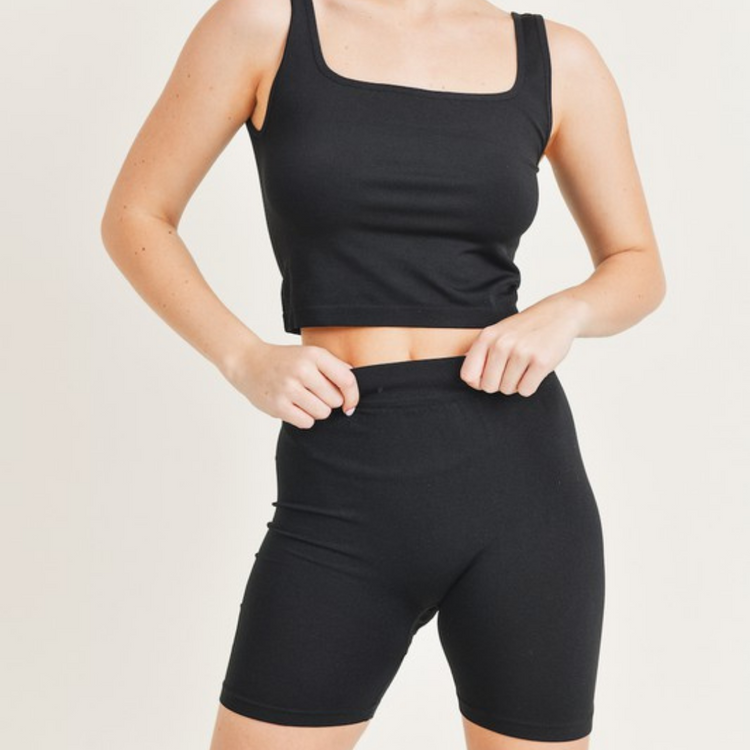 Seamless Scoop Neck Crop Top and Biker Shorts Set