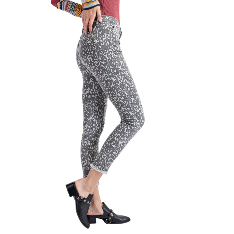 Distressed Leopard Capri Stretch Pant