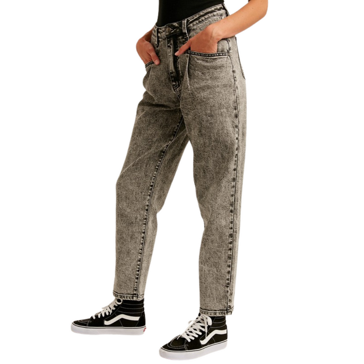 Charcoal Acid Washed Pleated Mom Jeans