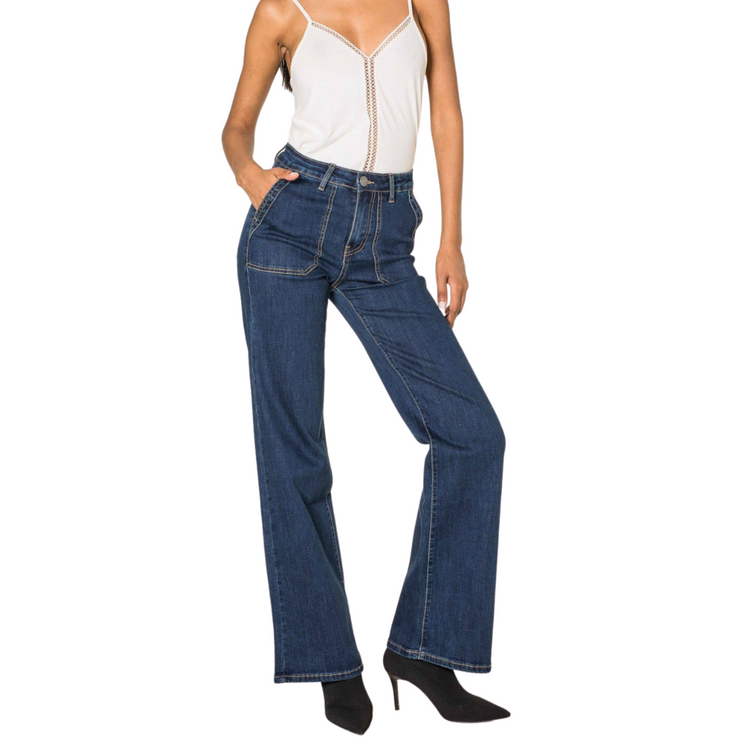 High-waisted Wide Leg Flare Stretch Jeans with Front Stitch Pocket Detail