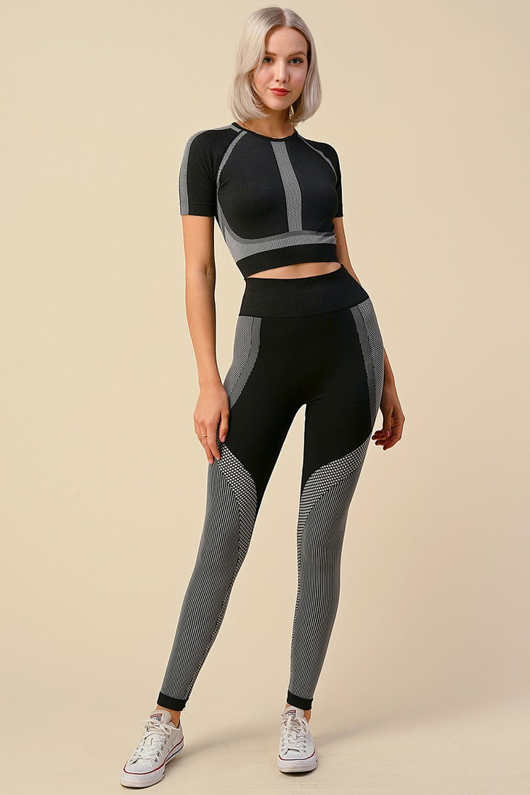 Ultra Seamless Crop T-Shirt and Legging Set