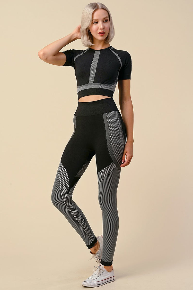 Ultra Seamless Crop T-Shirt and Legging Set