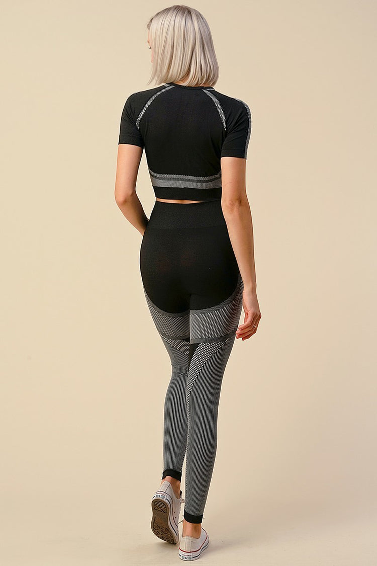 Ultra Seamless Crop T-Shirt and Legging Set