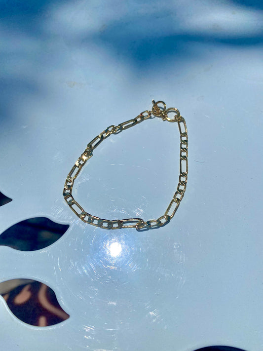 Alina 14k Gold Filled Figaro Chain Bracelet